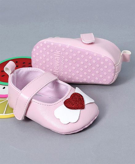 Cute Walk by Babyhug Booties Heart Patch - Pink
