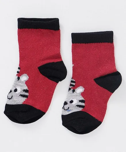 Cute Walk By Babyhug Anti Bacterial Organic Ankle Length Sock Animal Face Design - Red