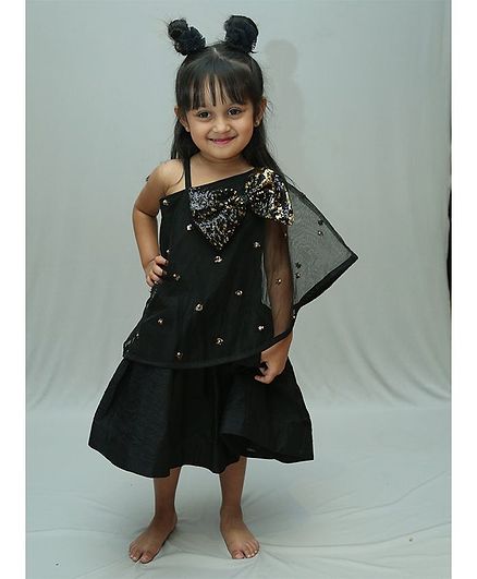 Kirti Agarwal Pret N Couture Varsha Showering Trends Bow Sequined Sleeveless Dress - Black