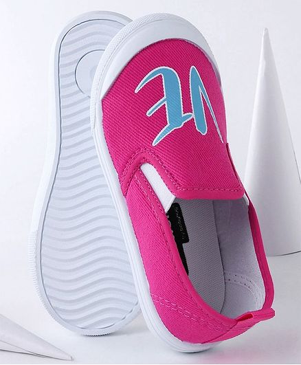 Cute Walk by Babyhug Slip On Casual Shoes - Fuchsia