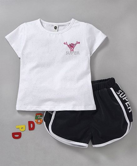 Meng Wa Half Sleeves Top With Shorts Pink Panther Print - White