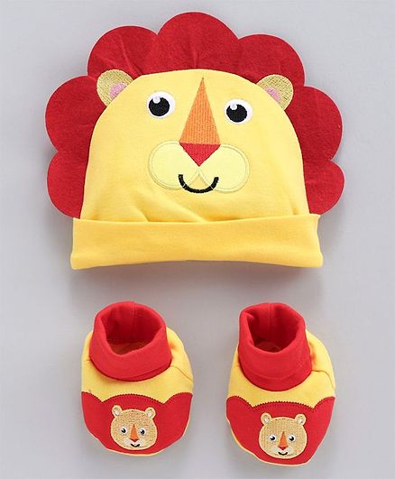 Fisher Price Cap and Booties Gift Set Lion Print - Yellow
