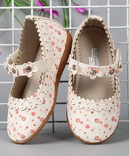 Cute Walk by Babyhug Floral Motif Bellies - Cream