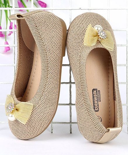 Cute Walk by Babyhug Bellies Bow & Pearl Motif - Beige