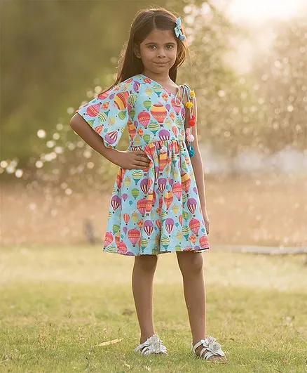Fairies Forever Half Sleeves Hot Air Balloon Print One Shoulder Dress - Light Blue