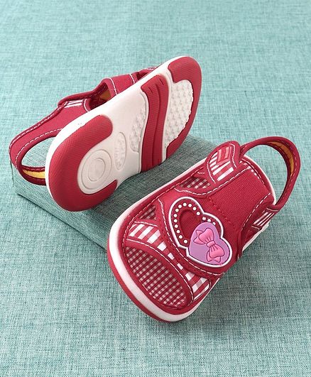 Cute Walk by Babyhug Sandals Heart Patch - Red