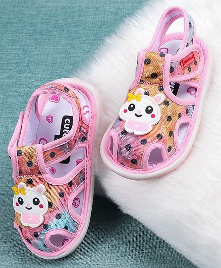 Cute Walk by Babyhug Sandals Cartoon Patch - Light Pink