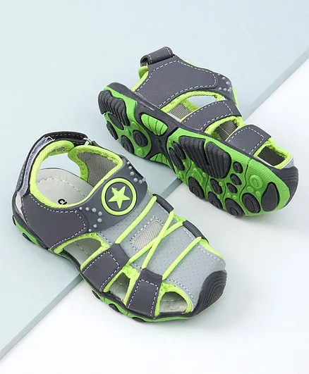 Cute Walk by Babyhug Sandals Star Patch - Grey
