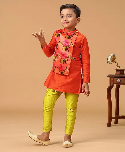 KIRTI AGARWAL PRET N COUTURE Flower Print Full Sleeves Kurta With Pajama - Orange
