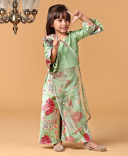 Varsha Showering Trends Three Fourth Sleeves Top With Flower Print Pants - Green