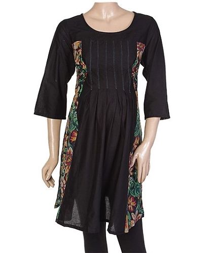 W Quarter Sleeves Tunic Kurta - Floral Print At The Sides