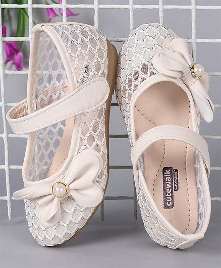 Cute Walk by Babyhug Bellies Bow Applique - White