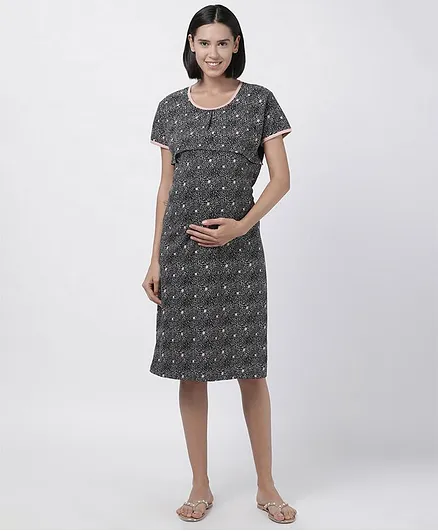 Goldstroms Dots Printed Half Sleeves Nighty - Black