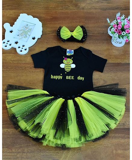 Tiny Miny Mee Bee Print Half Sleeves Onesie With Skirt - Black & Yellow