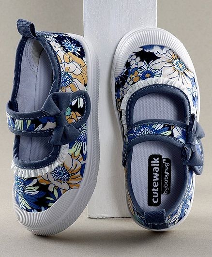 Cute Walk by Babyhug Floral Print Casual Shoes - Blue
