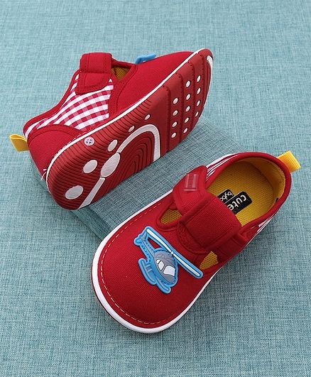 Cute Walk by Babyhug Canvas Shoes Helicopter Patch - Red