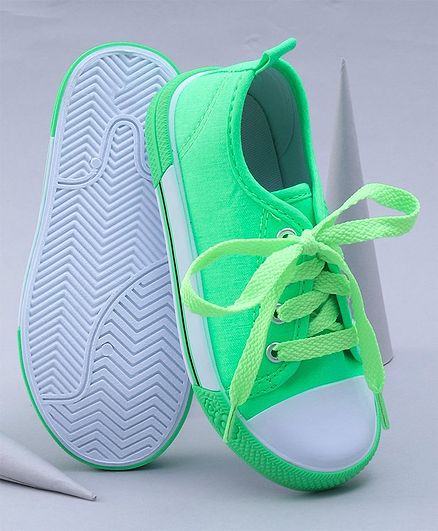 Cute Walk by Babyhug Canvas Shoes - Green
