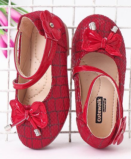 Cute Walk by Babyhug Bellies Bow & Floral Motif - Red
