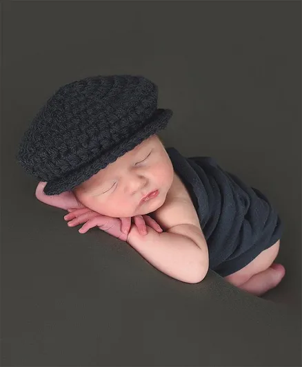 Love Crochet Art Golf Cap - Black