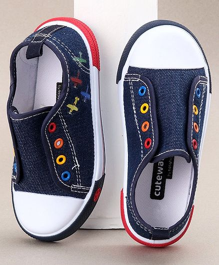 Cute Walk by Babyhug Canvas Shoes - Dark Blue