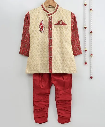 Little Palz Self Design Full Sleeves Motif Patch Detailed Sherwani With Pajama - Beige & Red
