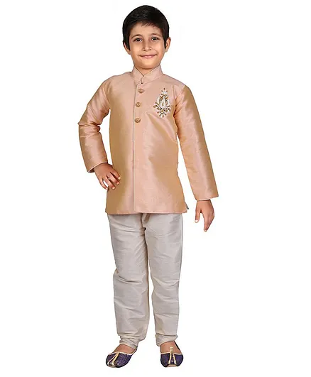 Nakshi By Yug Motif Patch Detailed Full Sleeves Kurta & Pajama Set - Peach & Off White
