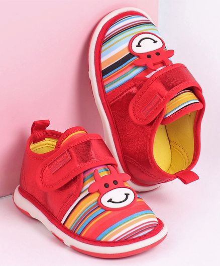 Cute Walk by Babyhug Casual Shoes Animal Patch - Red