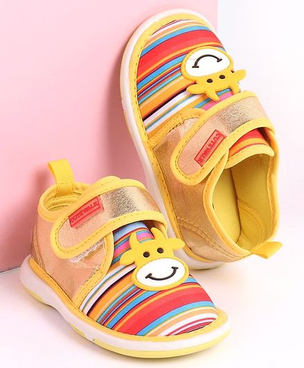 Cute Walk by Babyhug Casual Shoes Animal Patch - Yellow