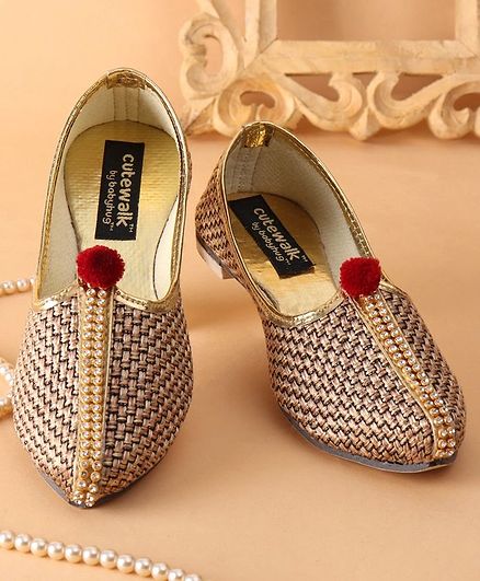 Cute Walk by Babyhug Checked & Embellished Mojari With Pom Pom - Brown