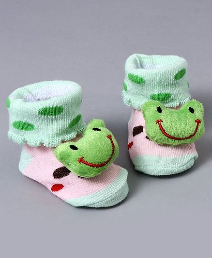 Cute Walk by Babyhug Ankle Length Socks Shoes Froggy Motif - Light Green