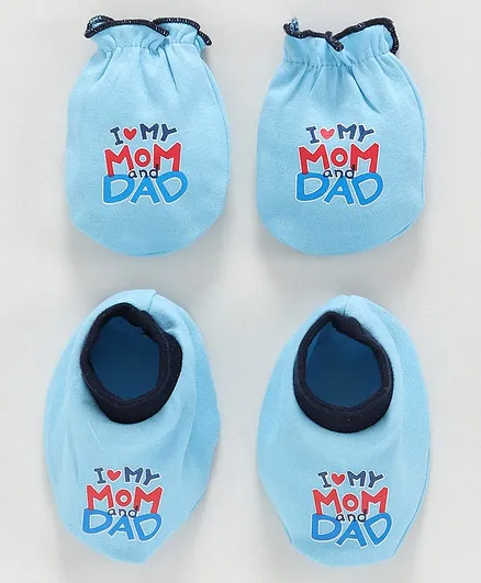 Babyhug 100% Cotton Mittens & Booties Set Text Print - Blue