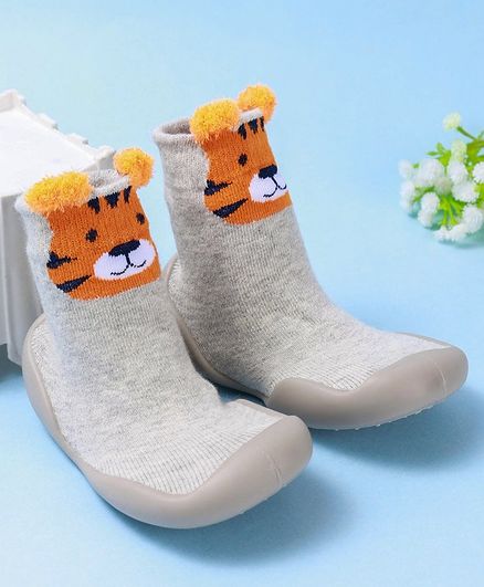 Cute Walk by Babyhug Ankle Length Sock Shoes Tiger Design - Grey