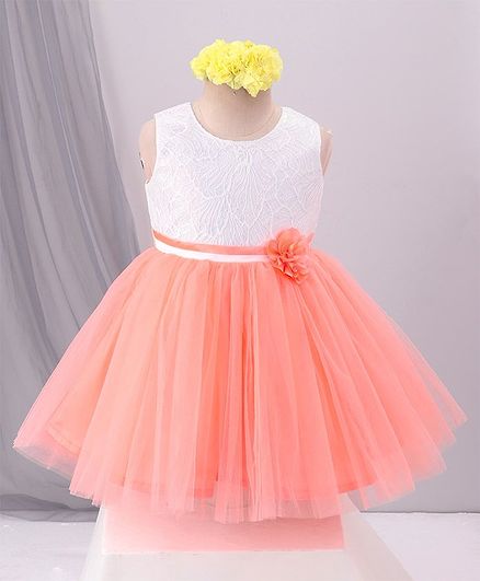 Rassha Lacey Embroidery Detailing Sleeveless Flared Dress - Peach