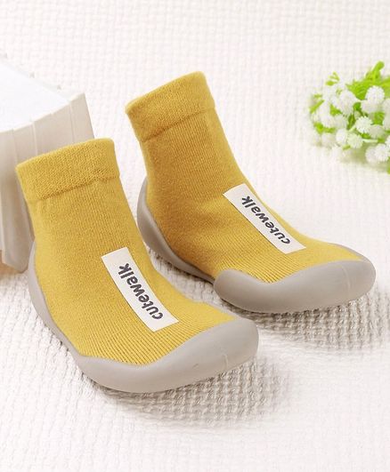 Cute Walk by Babyhug Socks Shoes Solid Design - Yellow