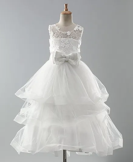 Mark & Mia Sleeveless Gown Floral Embroidery - White