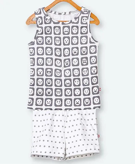 Nino Bambino 100% Organic Cotton Sleeveless Smiley Print Tee With Shorts - White