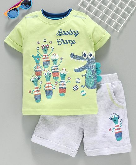 Babyhug Half Sleeves Tee with Shorts Alligator Print - Green