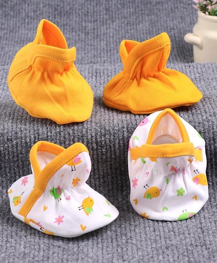 Babyhug 100% Cotton Booties Bird Print Pack of 2 - White Yellow