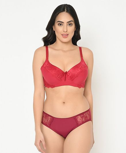 Curvy Love Self Design Bra - Red