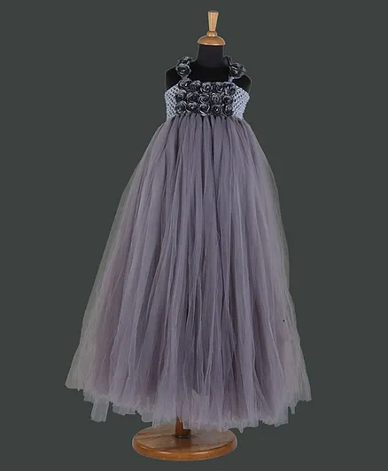 Pink Chick Sleeveless Flower Decor Gown - Grey