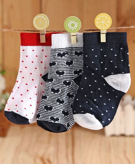 Cute Walk by Babyhug Anti Bacterial Ankle Length Socks Dot & Heart Design Pack of 3 - Navy Blue White