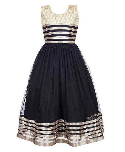 BownBee Sleeveless Striped Detailing Gown - Black