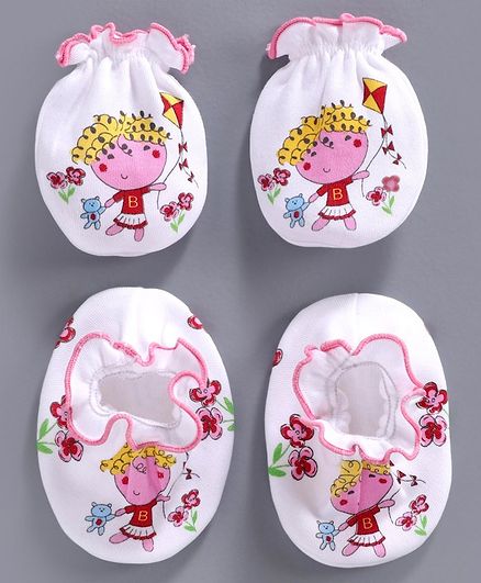 Ben Benny Mittens & Booties Doll Print - White Pink