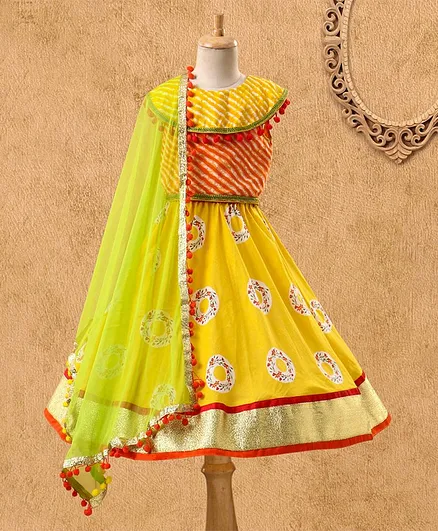 Kids Chakra Short Sleeves Choli With Flower Print Lehenga & Dupatta Set - Yellow