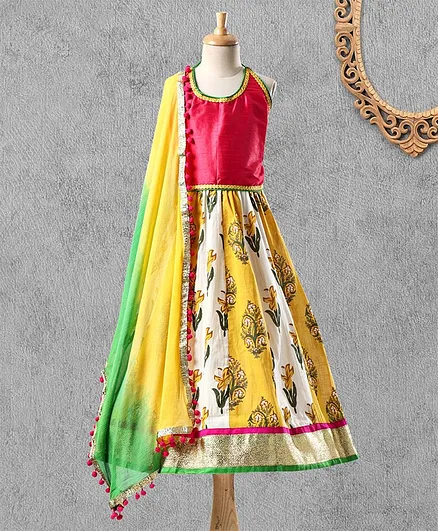 Kids Chakra Sleeveless Choli With Floral Print Lehenga & Dupatta Set - Pink