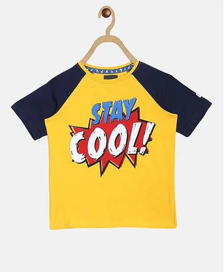 Blue Giraffe Half Sleeves Stay Cool Print Tee - Yellow