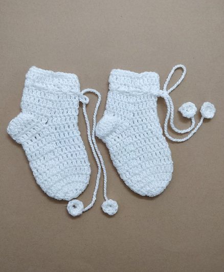 Knit Masters Lace Pattern Socks - White