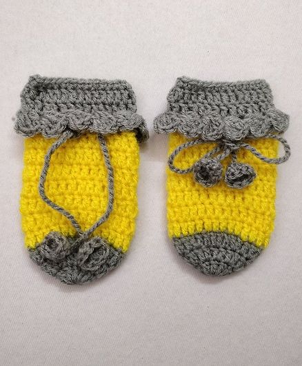 Knit Masters Lace Detail Mittens - Yellow & Grey