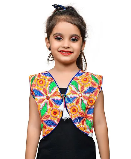 Banjara India Sleeveless Flower Embroidery Ethnic Koti Jacket - White