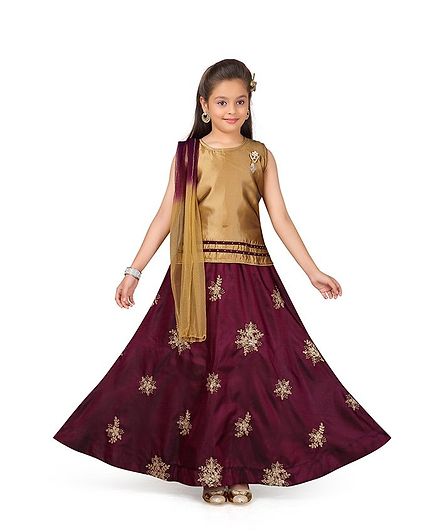 Aarika Sleeveless Choli With Flower Embroidery Detailing Lehenga & Dupatta Set - Gold